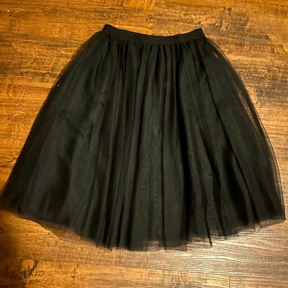 Esley black tull skirt